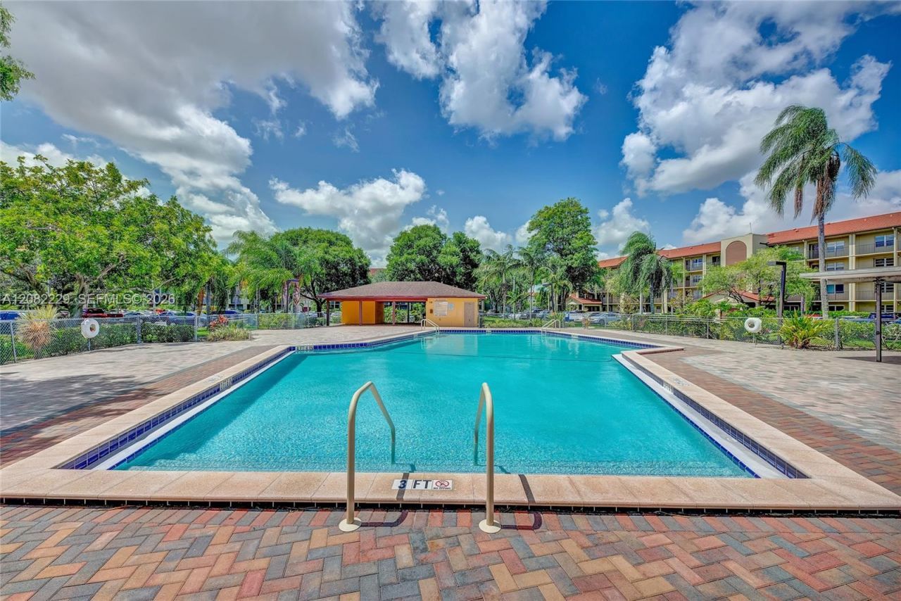 13250 SW 7th Ct , Unit 210L, Pembroke Pines, FL 33027 Photo