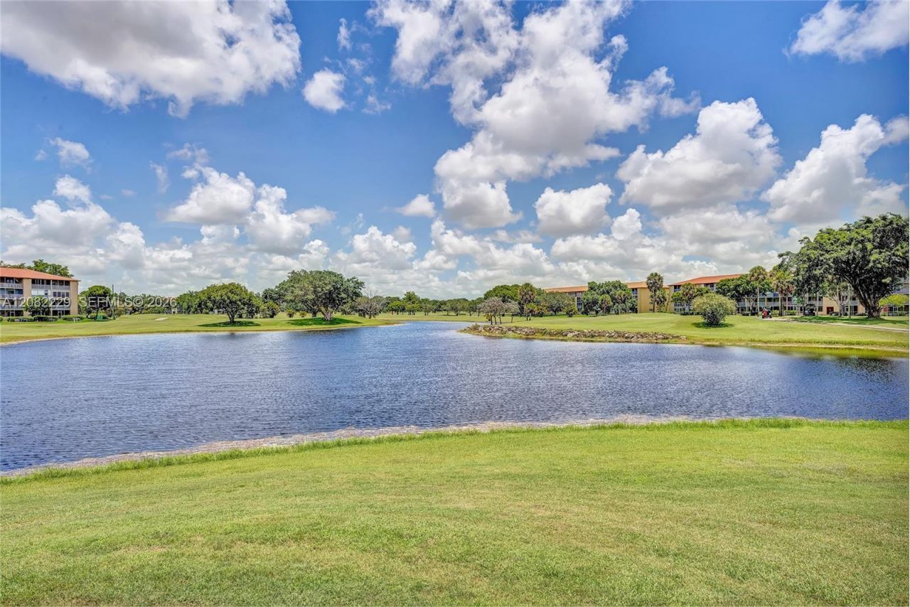 13250 SW 7th Ct , Unit 210L, Pembroke Pines, FL 33027 Photo