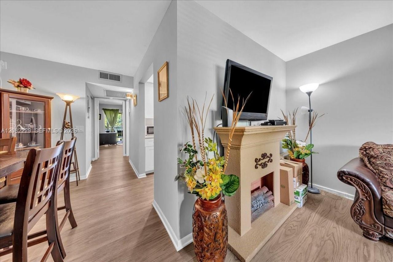 13250 SW 7th Ct , Unit 210L, Pembroke Pines, FL 33027 Photo