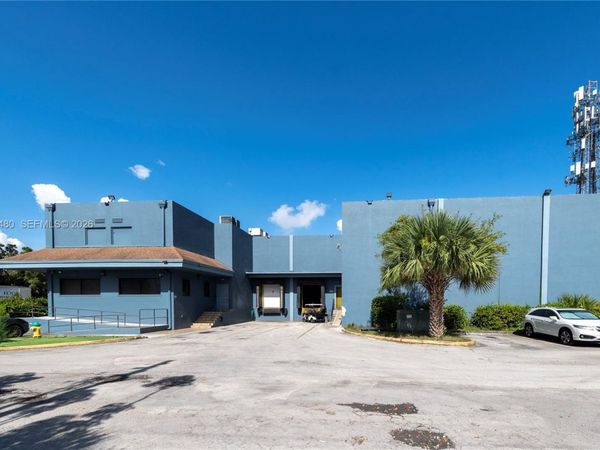 6575 Nova Dr , Davie, FL 33317