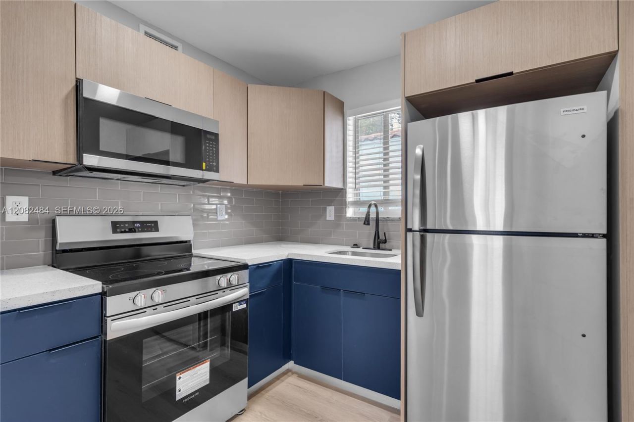 560 NE 63rd St , Unit 3, Miami, FL 33138 Photo
