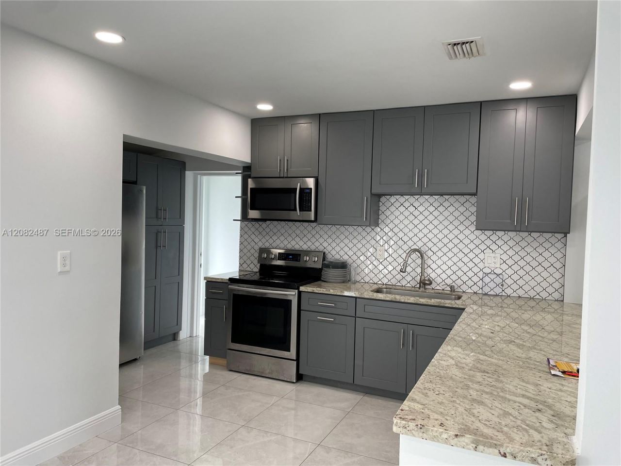 8640 SW 125th Ter, Miami, FL 33156 Photo