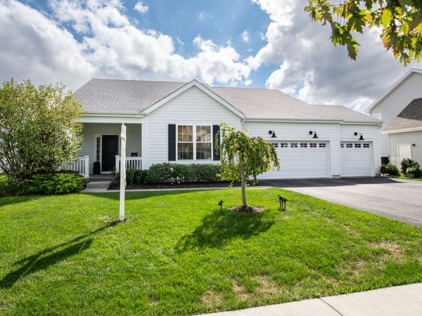 743 Juniper Street, Oswego, IL 60543