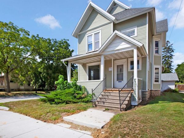 1103 CHERRY STREET, Oshkosh, WI 54901