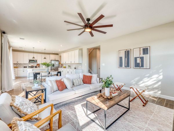 101 Plumbago LN , Marble Falls, TX 78654