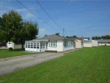 726 Penhale Avenue, Campbell, OH 44405