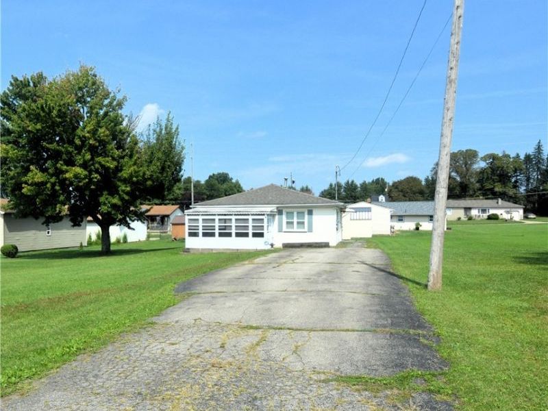 726 Penhale Avenue, Campbell, OH 44405 Photo 18