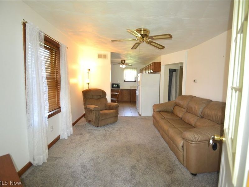 726 Penhale Avenue, Campbell, OH 44405 Photo 4