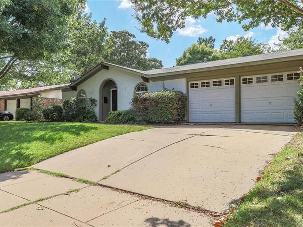 5304 Westhaven Drive , Fort Worth, TX 76132