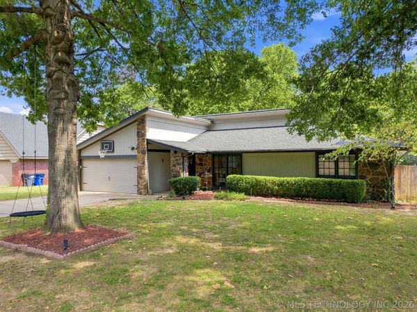 8211 S Marion Avenue , Tulsa, OK 74137