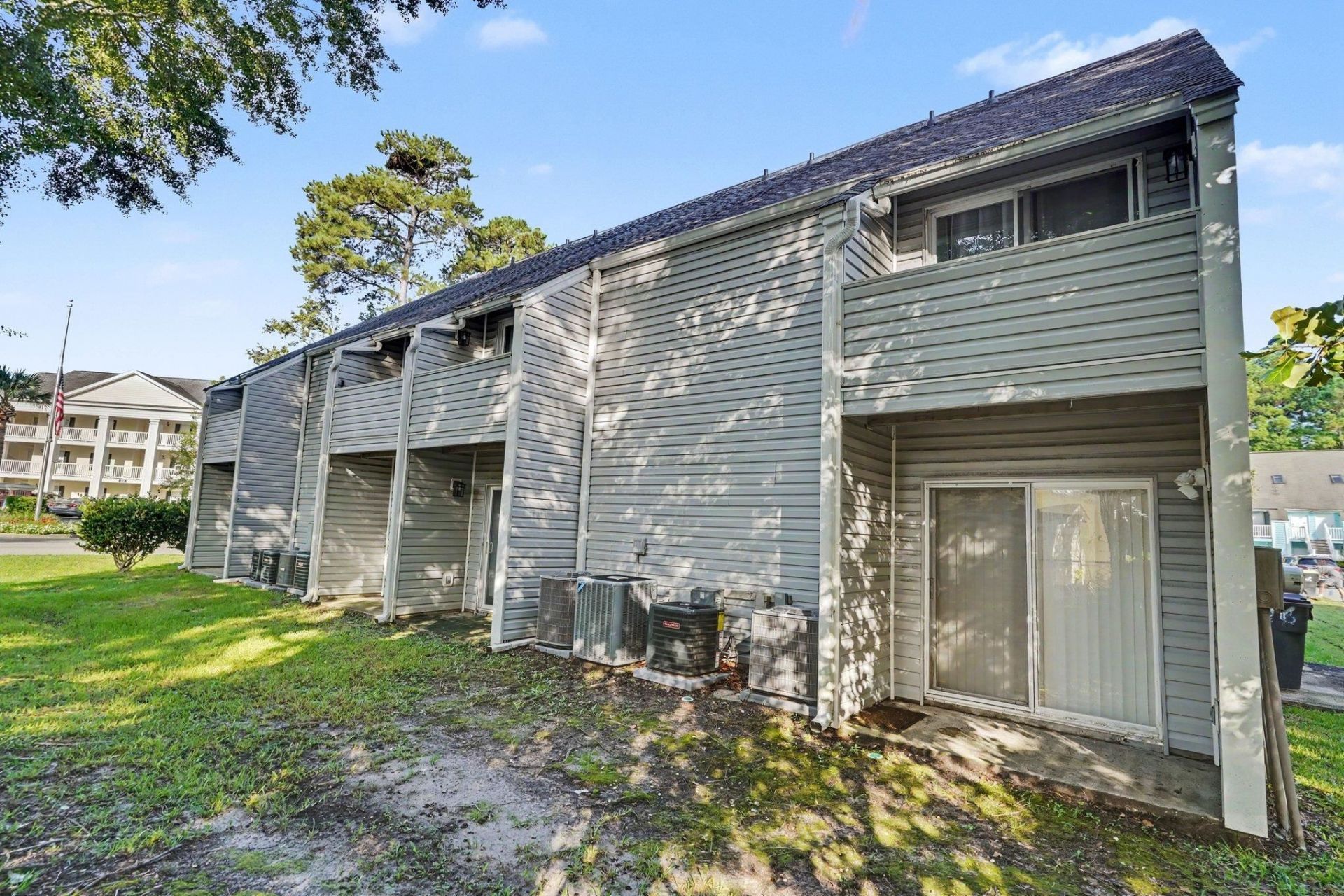 400 Cambridge Circle Photo 26
