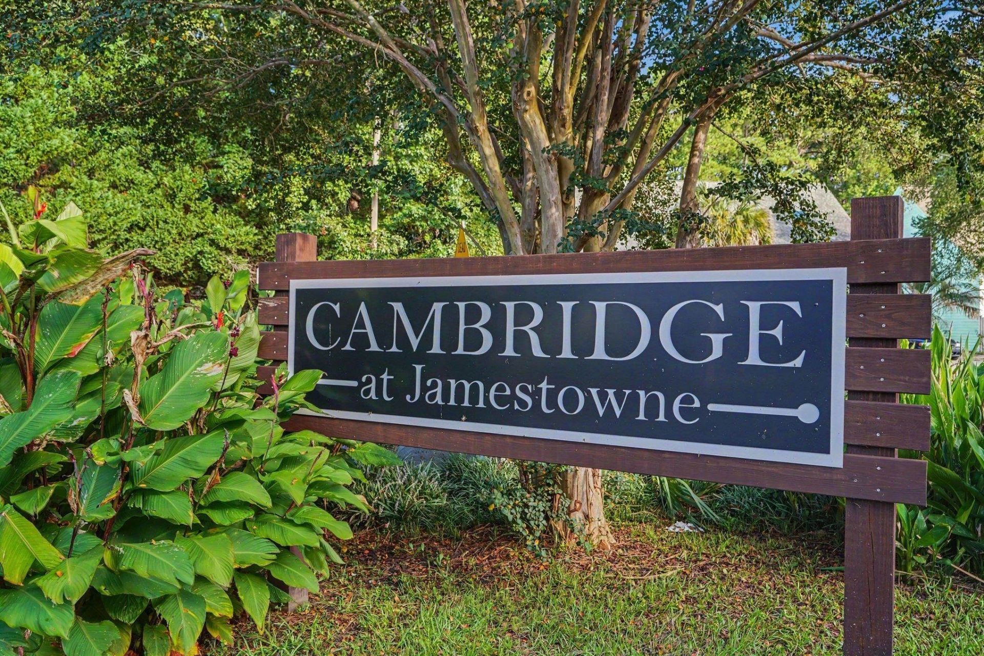 400 Cambridge Circle Photo 27