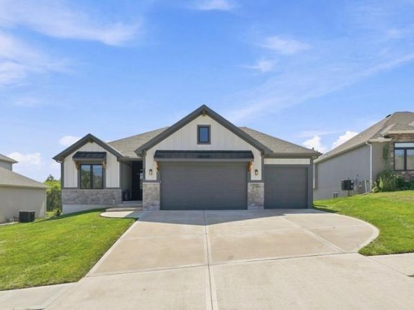 4905 NE 88TH Street, Kansas City, MO 64156
