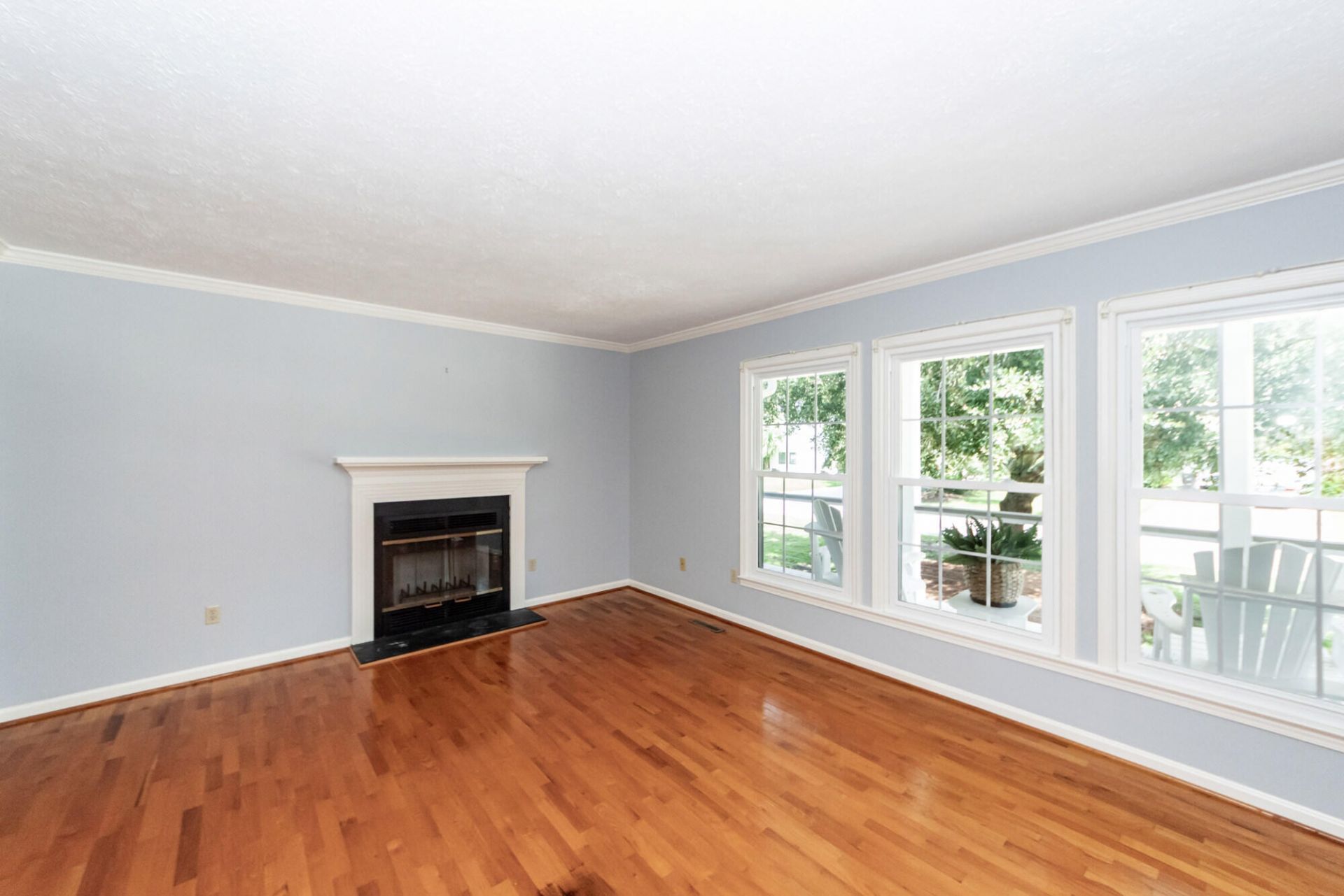 640 Oak Marsh Drive Photo 4