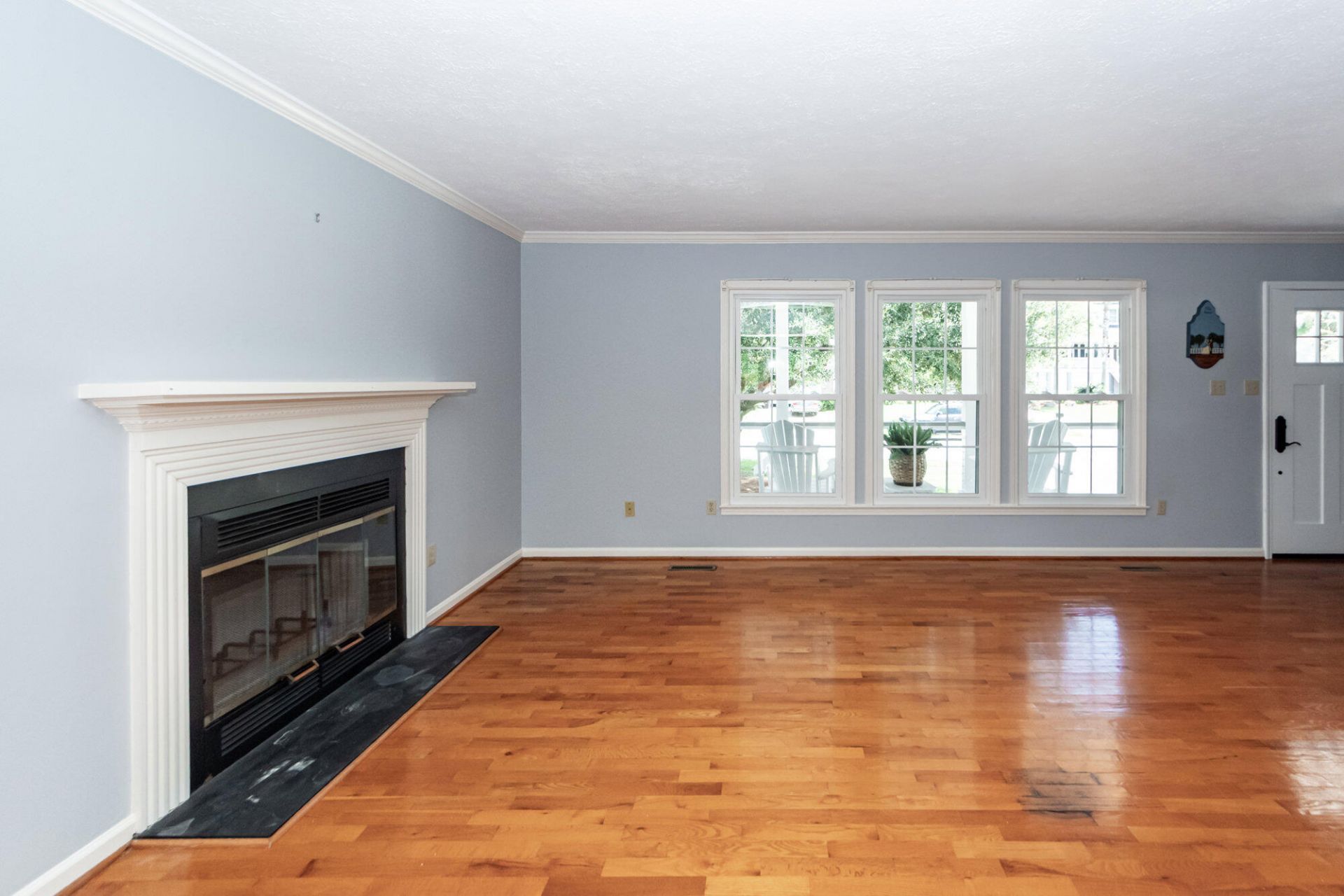 640 Oak Marsh Drive Photo 5