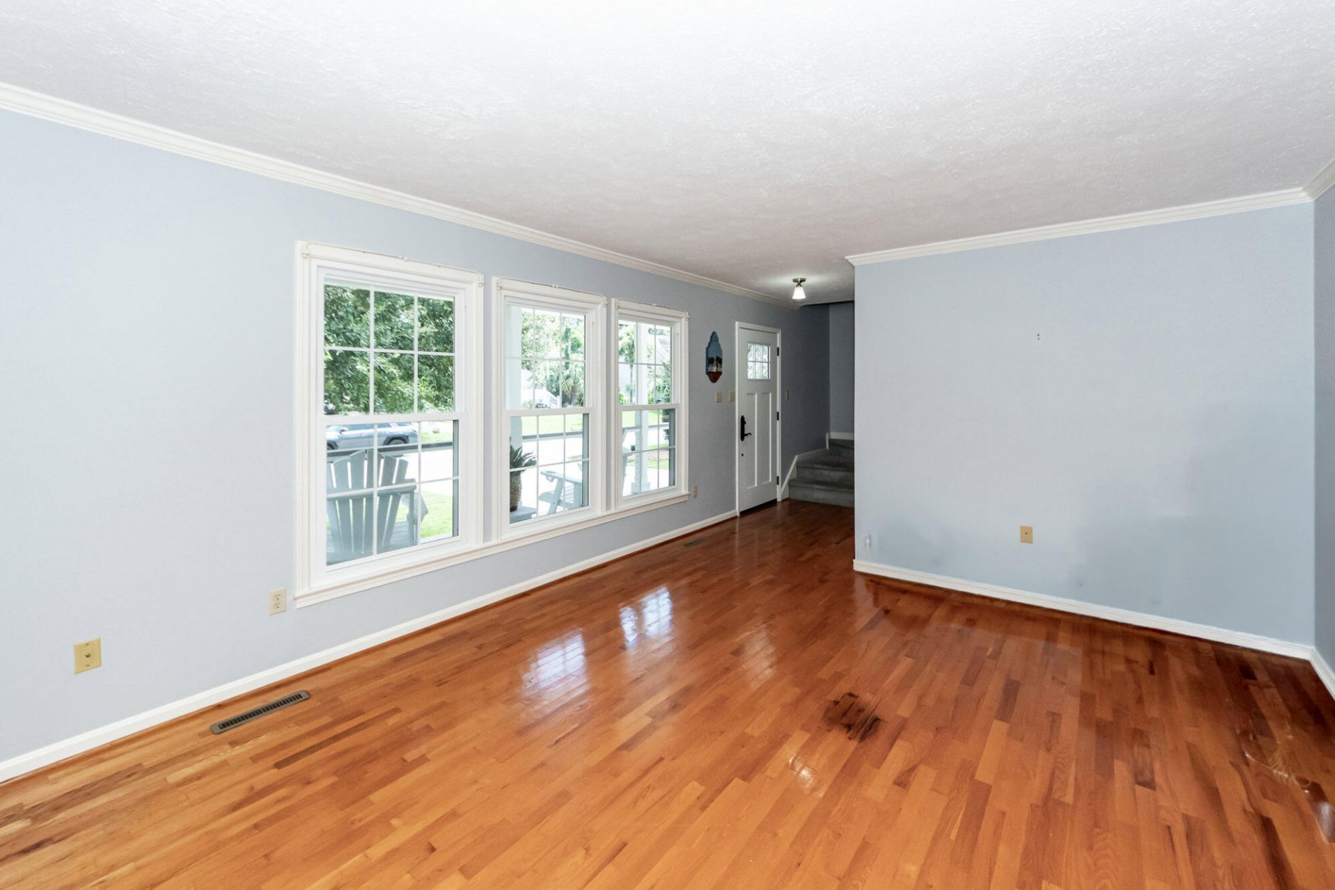 640 Oak Marsh Drive Photo 7