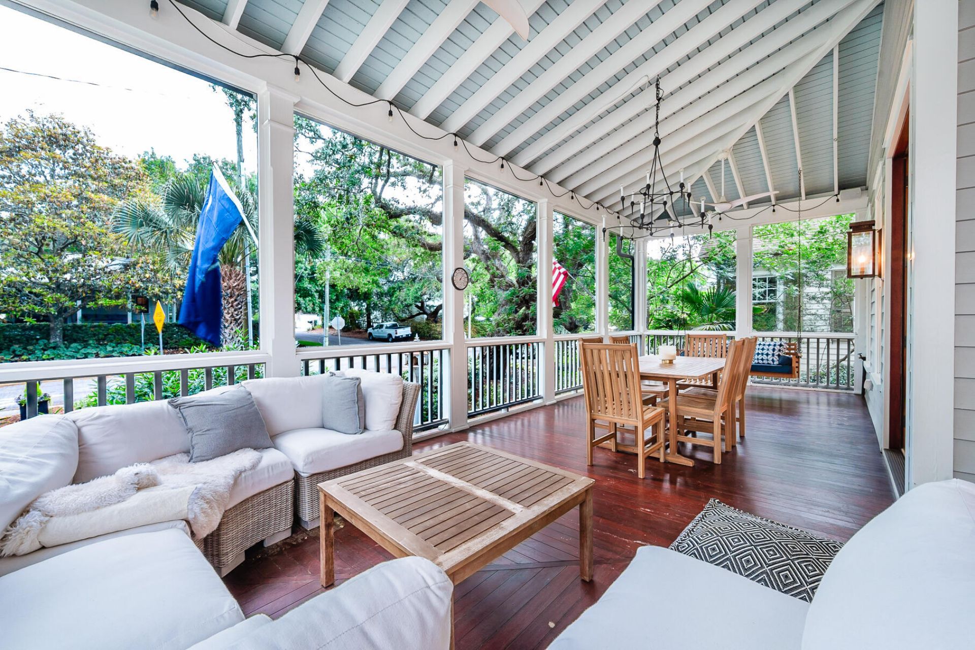 407 Royall Avenue Photo 27