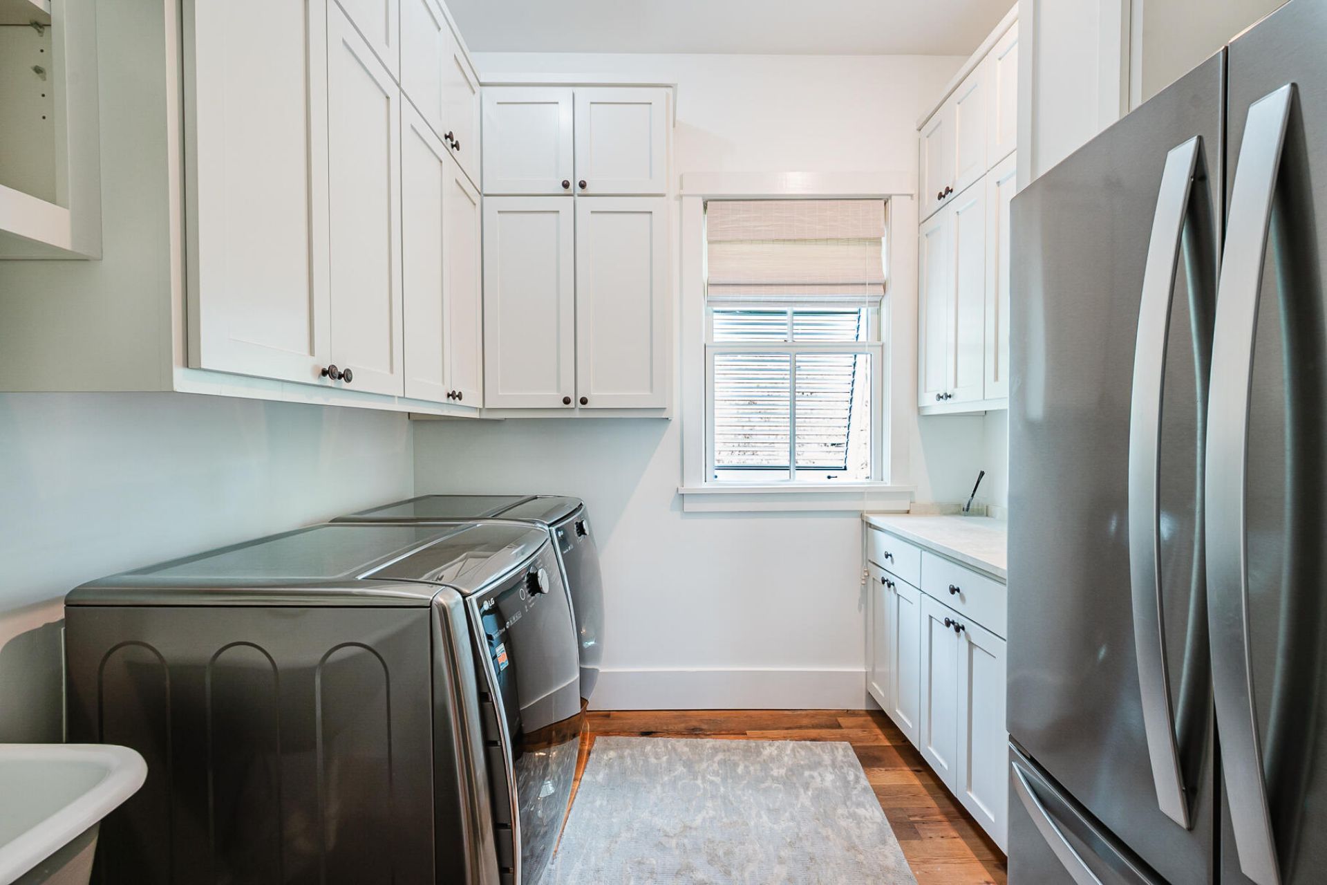 407 Royall Avenue Photo 33