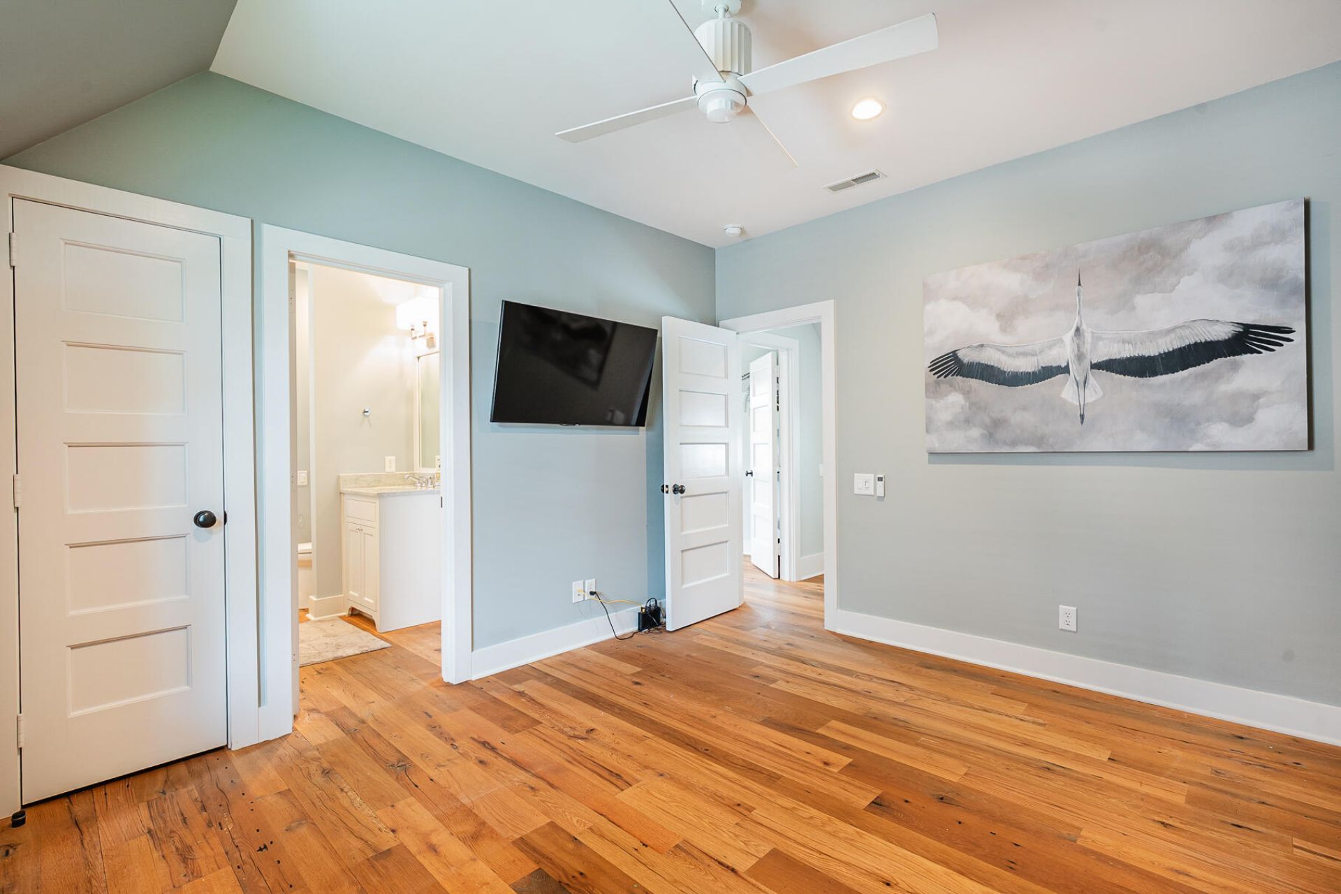 407 Royall Avenue Photo 60