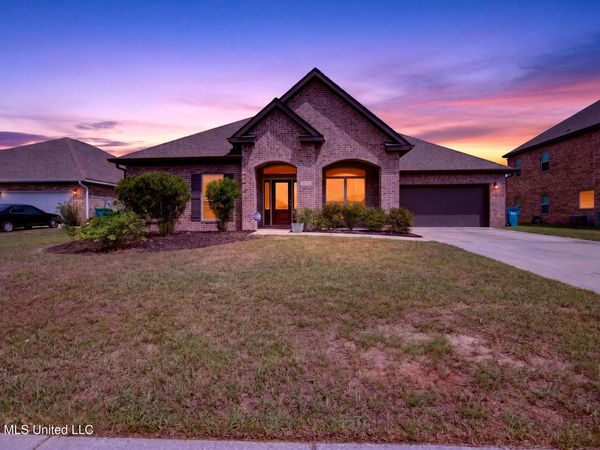 1032 Brackish Place, Ocean Springs, MS 39564