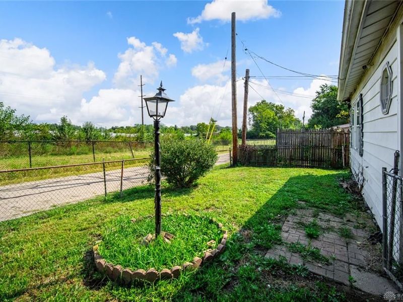 508 Elk Avenue, Springfield, OH 45505 Photo 7