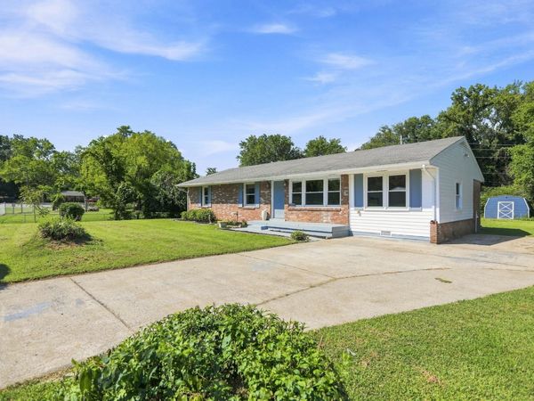 203 Rebecca Ln , Clarksville, TN 37042