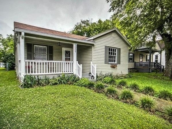 5004 Illinois Ave , Nashville, TN 37209