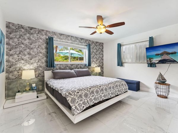 1243 GARFIELD Street, Hollywood, FL 33019