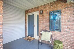 119 Meadowview Court photo 4