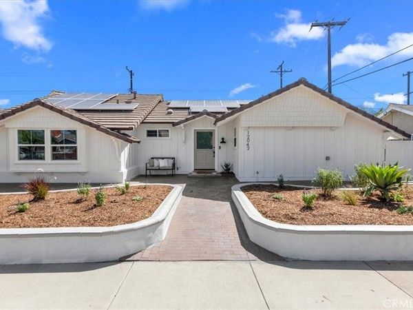 12042 Davenport, Los Alamitos, CA 90720