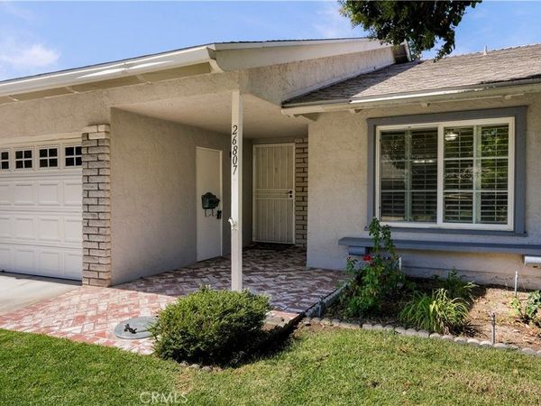 26807 Circle Of The Oaks, Newhall, CA 91321