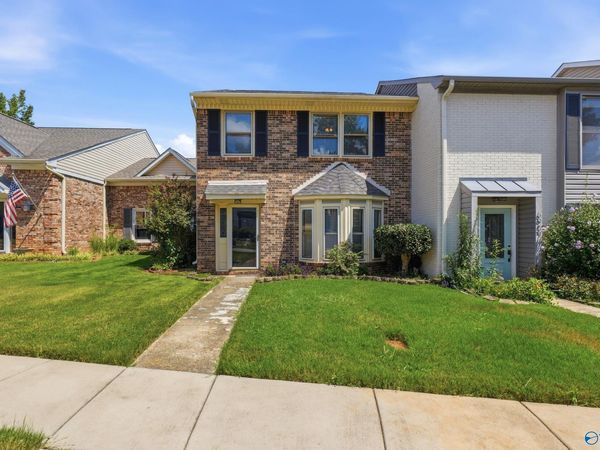 6958 Steeplechase Drive NW, Huntsville, AL 35806