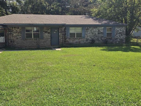 705 Hancock Drive, Scottsboro, AL 35769