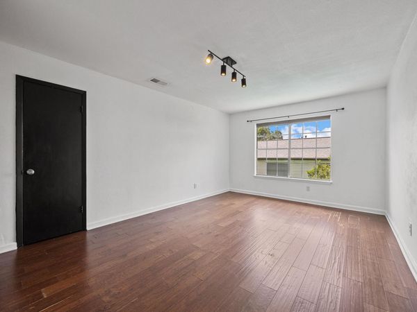 3902 Peterson Ave, Unit 203, Austin, TX 78756