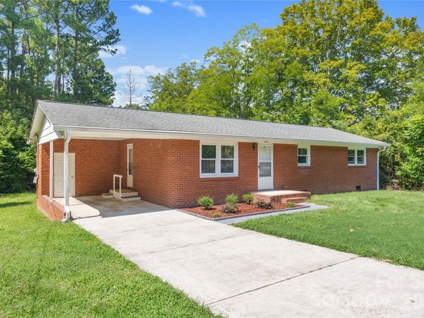 409 Moss Springs Road , Albemarle, NC 28001