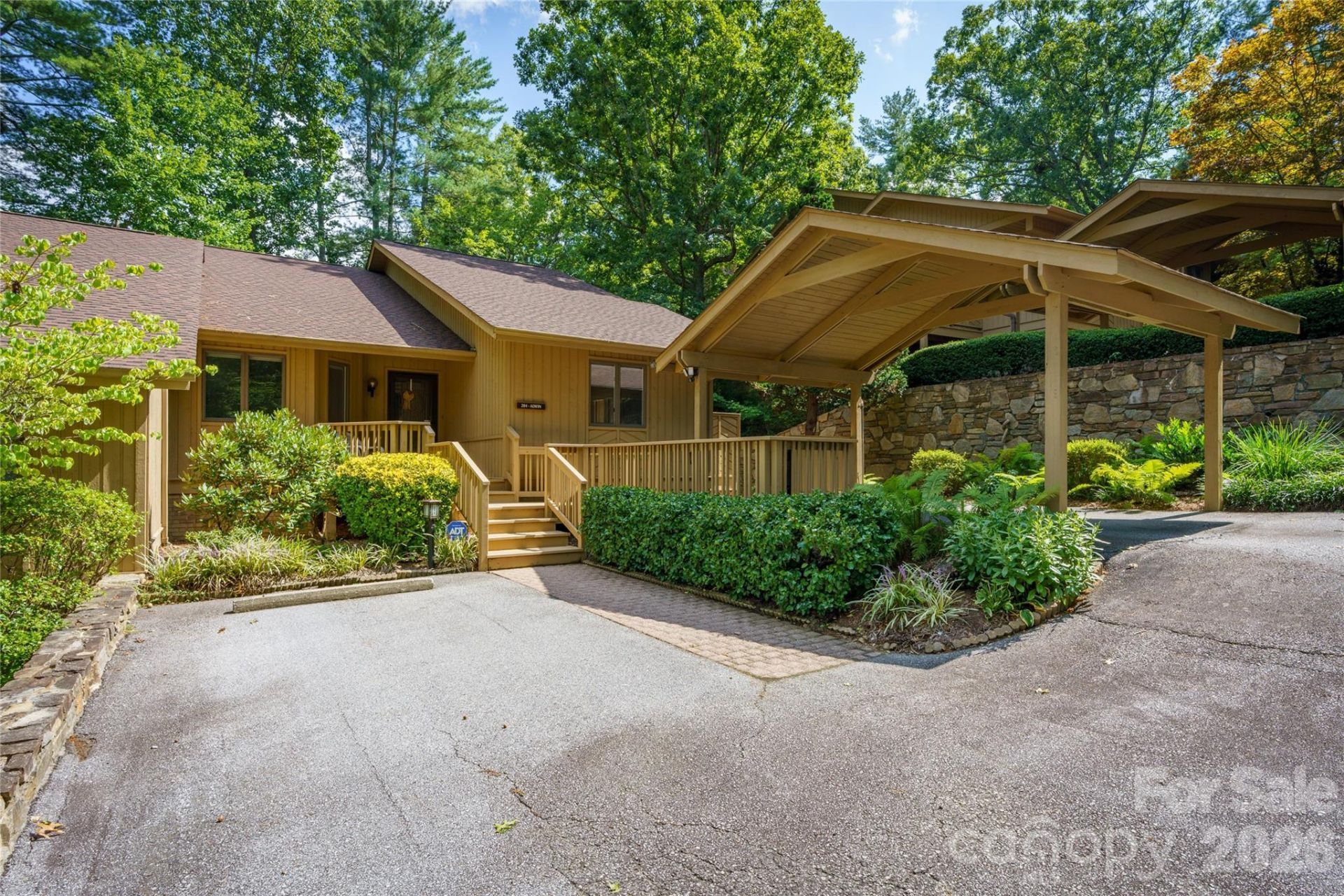 204 Water Oak Lane, Hendersonville, NC 28791 Main Photo