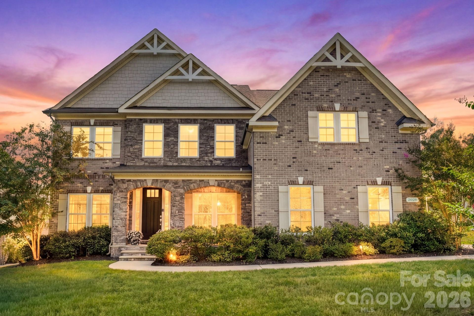2028 Perry Pond Drive, Waxhaw, NC 28173 Main Photo