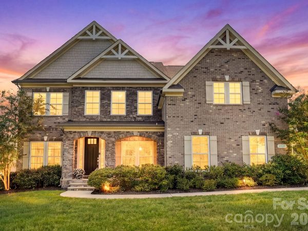 2028 Perry Pond Drive, Waxhaw, NC 28173