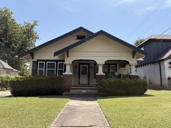 3218 E 3rd Street , Tulsa, OK 74104