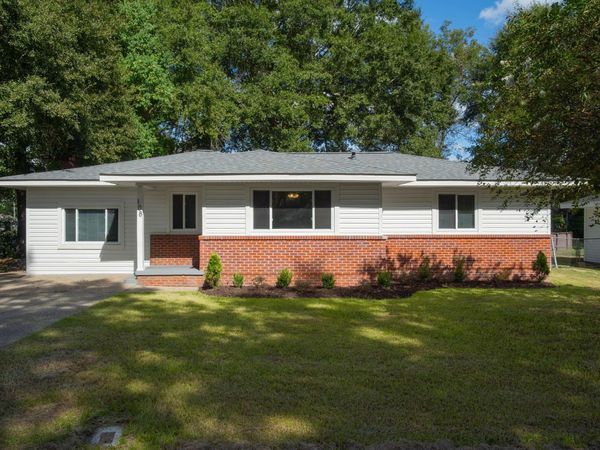 108 Barron St., Petal, MS 39465