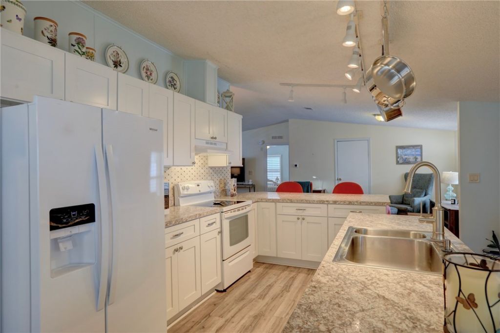7575 Chasta Road, Micco, FL 32976 Photo
