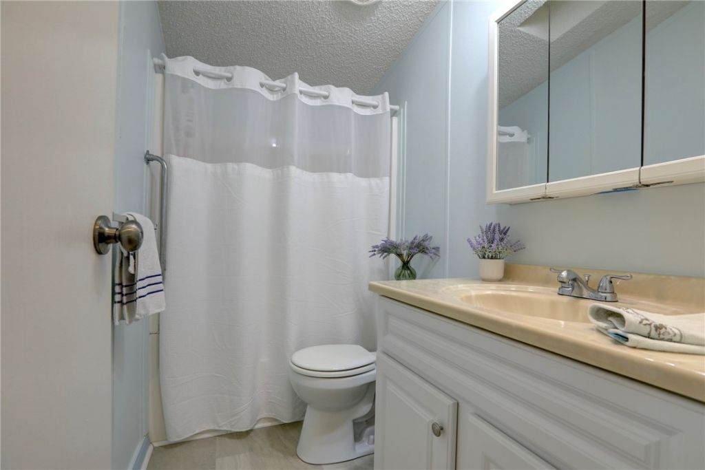 7575 Chasta Road, Micco, FL 32976 Photo