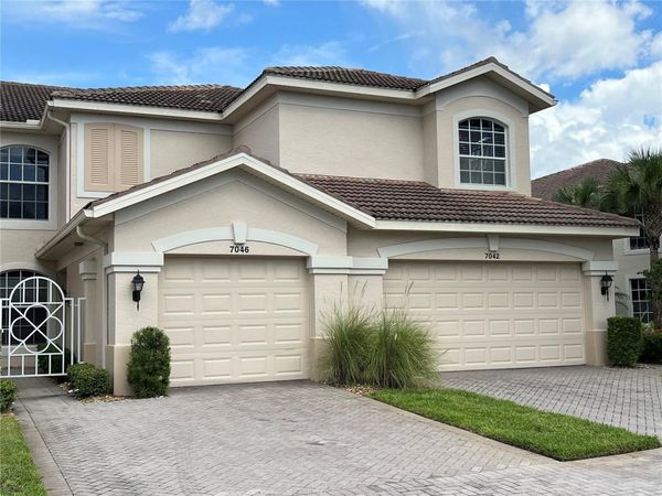 7046 PROSPERITY CIRCLE , Unit 902, SARASOTA, FL 34238