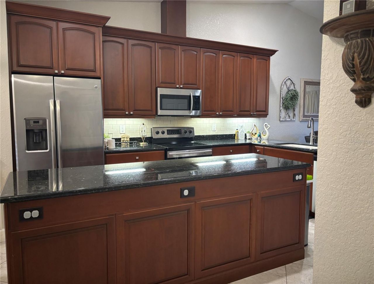 14837 Feather Cove Lane, Unit 45, Clearwater, FL 33762 Photo