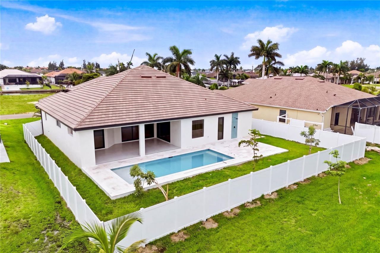 114 SW 36th Place, Cape Coral, FL 33991 Photo