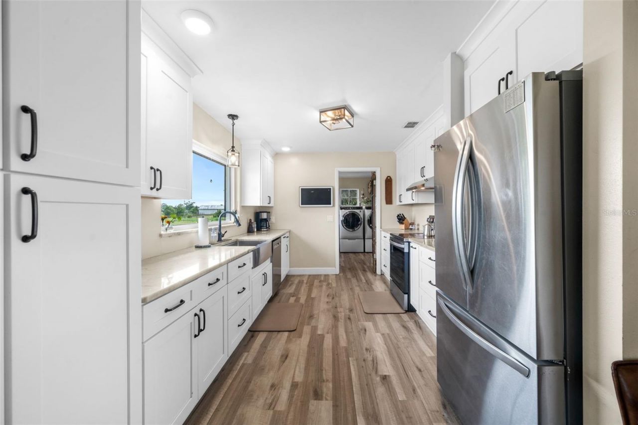 1750 SW 17th Terrace , Bell, FL 32619 Photo