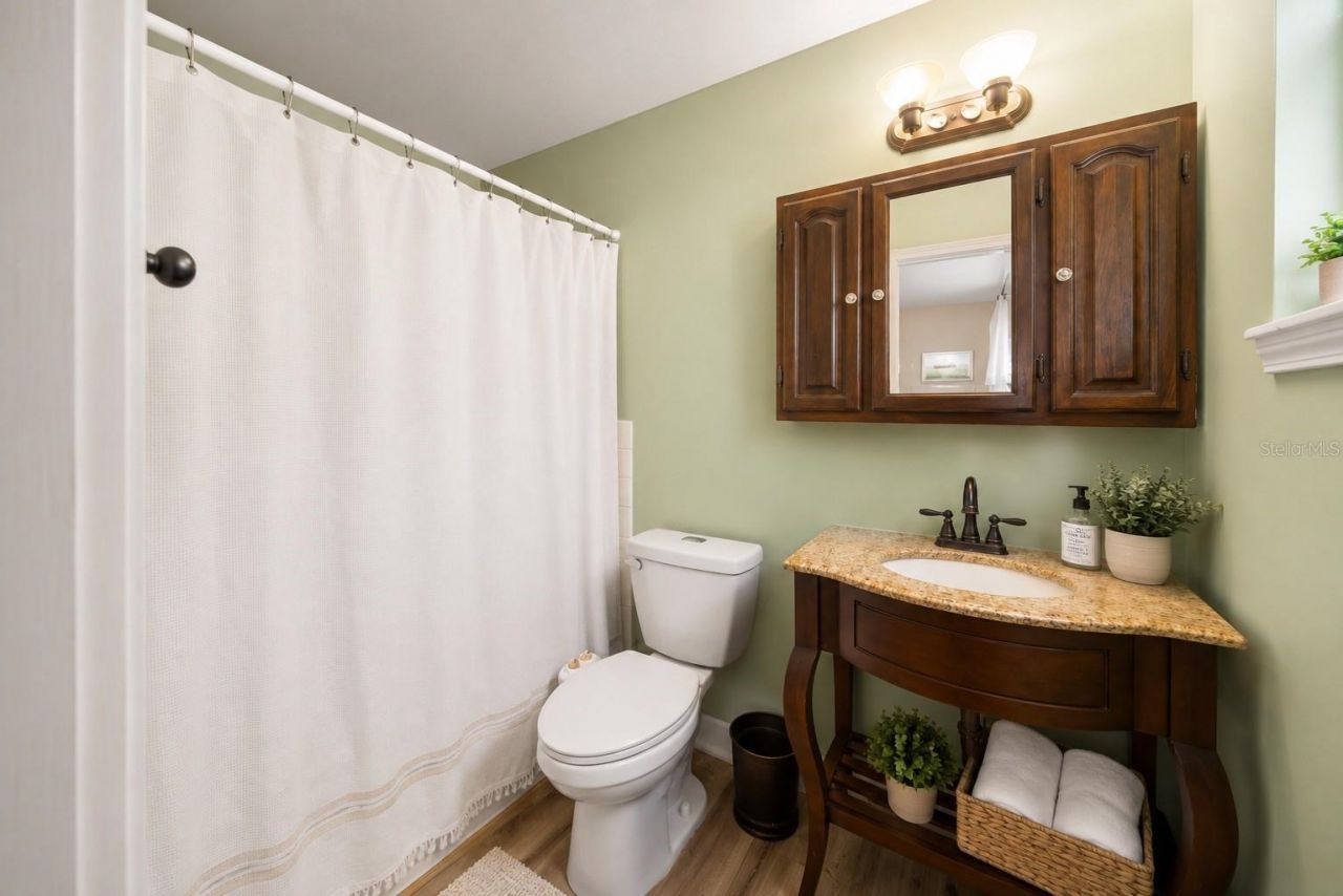 1750 SW 17th Terrace , Bell, FL 32619 Photo