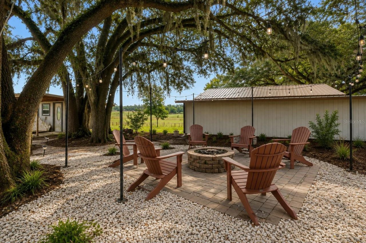 1750 SW 17th Terrace , Bell, FL 32619 Photo