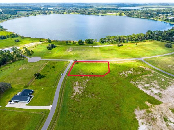 38345 LAKE MEADOW COURT , UMATILLA, FL 32784