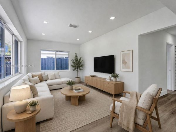 1609 NW 7th Ter , Fort Lauderdale, FL 33311